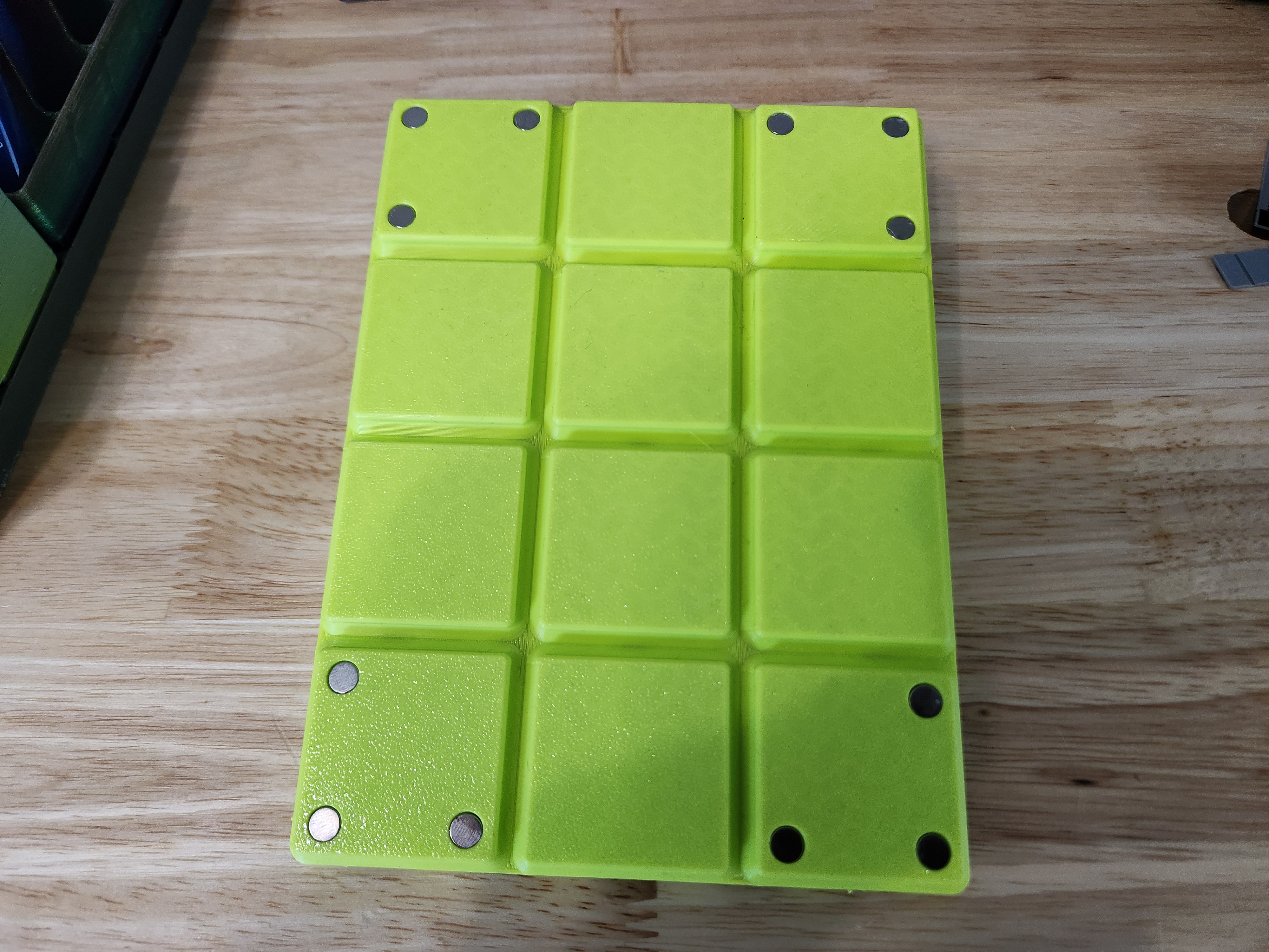 Khay Đựng Kìm Tuốc Nơ Vít Gridfinity - Tùy Chỉnh Lỗ Nam Châm