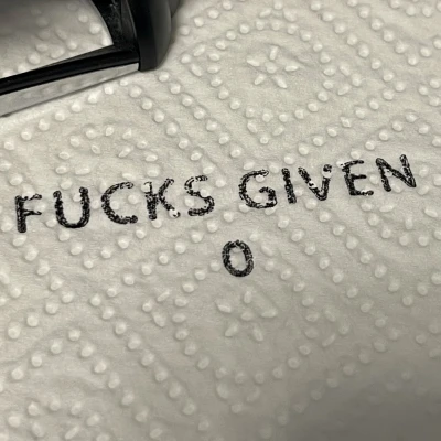 Con Dấu "Zero F*cks Given" (Không Quan Tâm) 24mm x 69mm