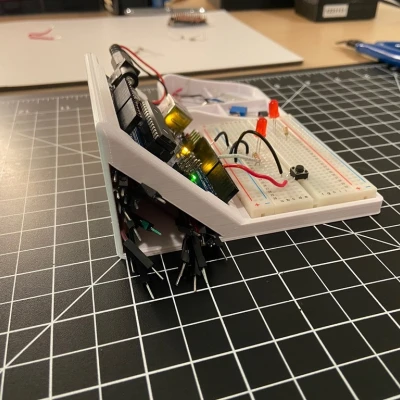 Khung giữ Arduino Uno với Breadboard