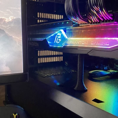 Ổn định GPU dạng đứng (có giảm rung, tùy chỉnh được)