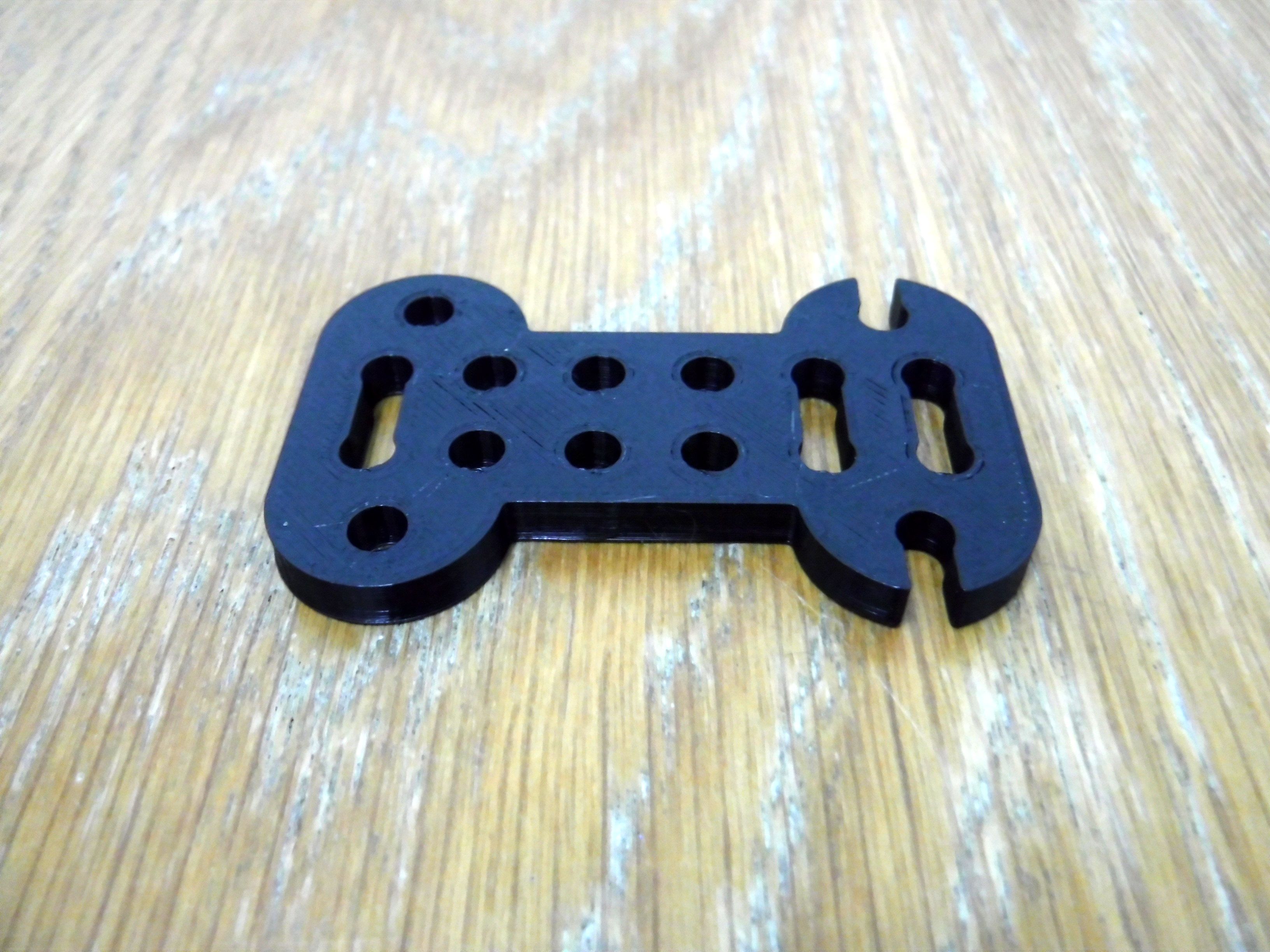 Con suốt và bộ căng dây hình xương