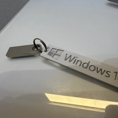 Móc Khóa Windows 10 Cho USB Cài Đặt