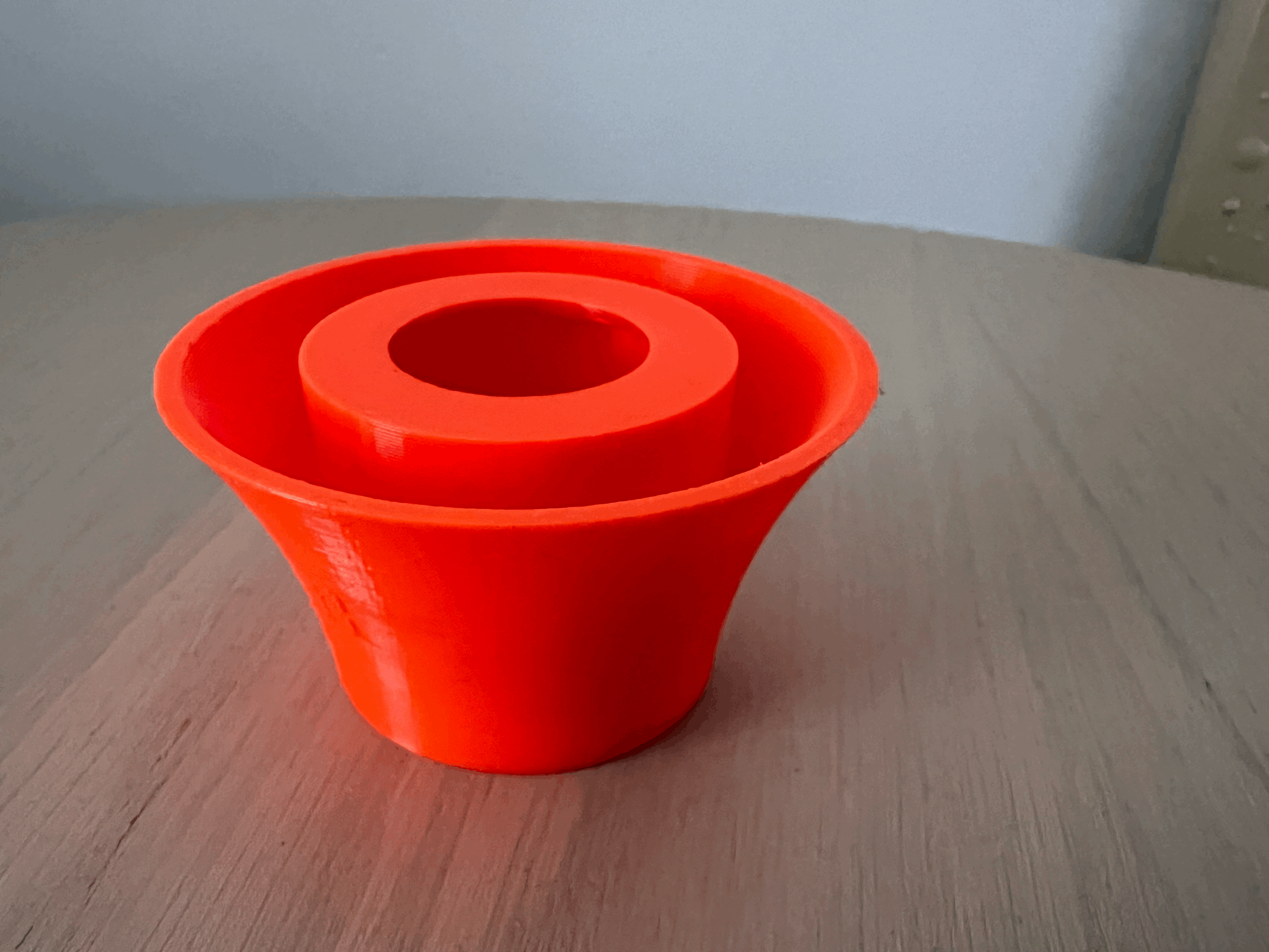 Chân đế chai tương cà Hellman’s