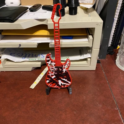 Chân đế điện thoại đàn guitar Eddie Van Halen