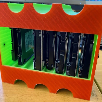 Khung Đựng Ổ Cứng SSD HDD 8 x 2.5" Ra 3 x 5.25"