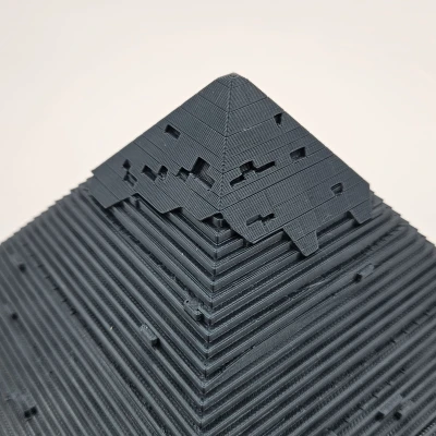 Mô Hình Kim Tự Tháp Chân Thật Dành Cho Người Khiếm Thị