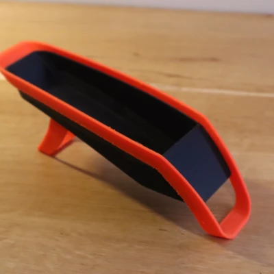 Ống cắm bút kiểu ‘Jetski’