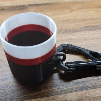 Móc Carabiner Dùng Khi Cắm Trại