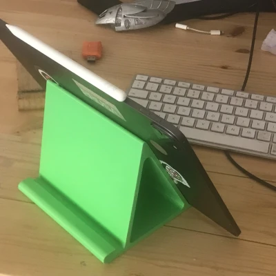 Chân Đế Máy Tính Bảng Đa Năng