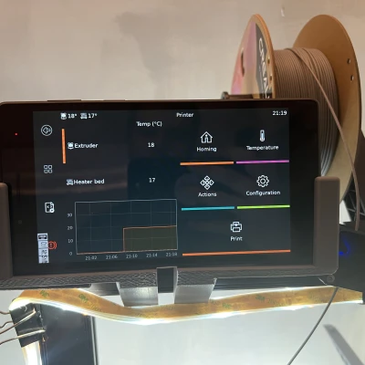 Kệ đỡ máy tính bảng cho Ender 3 S1