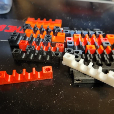 Kẹp giữ dây mạng