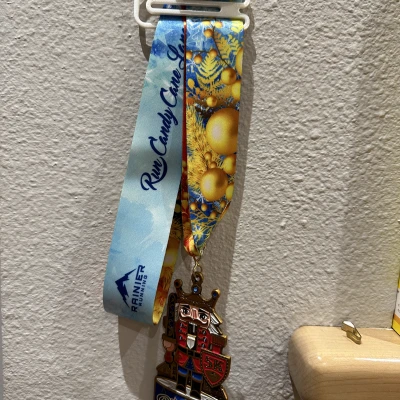 Kẹp để Bằng khen và Treo Tường