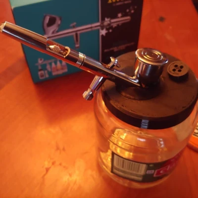 Phụ kiện nắp hũ rửa cọ Iwata Eclipse HP-CS