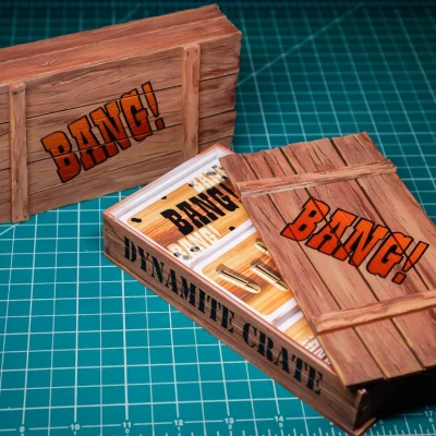 Hộp Đựng Thẻ Bài Bang