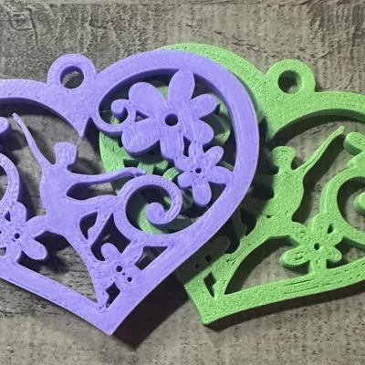 Móc Khóa Trái Tim Vũ Công - Thể Dục Dụng Cụ