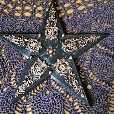 Trang trí hình ngôi sao