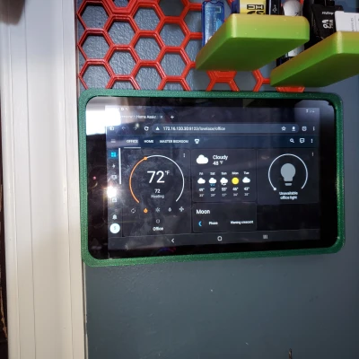 Giá treo tường Samsung A8 2018 HCW