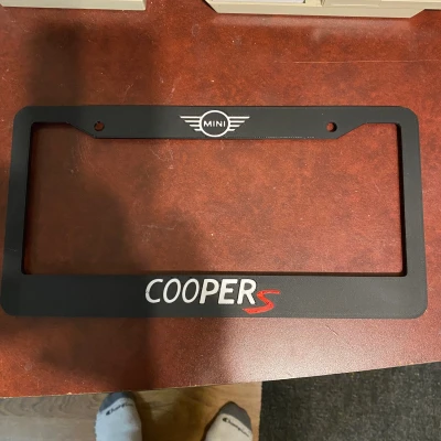 Một cái khung biển số MINI cooper S nữa (bắc mỹ)