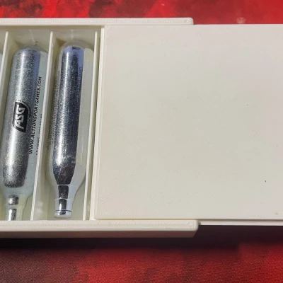 Hộp có nắp đựng 5 viên CO2 12mg