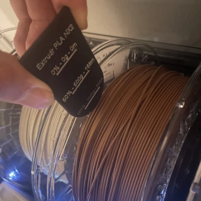 Cái Kẹp Cuộn Chỉ Filament Extrudr