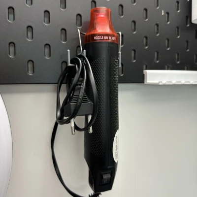 Chỗ Cất Máy Thổi Hơi Nóng Cho Bảng Skadis