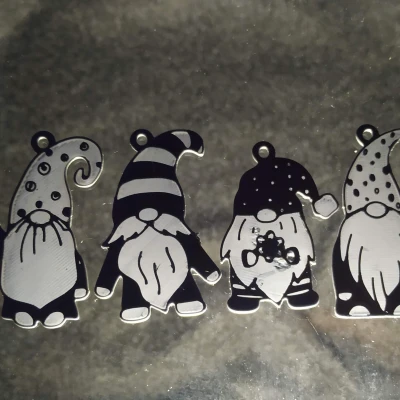 Những Chú Lùn Giáng Sinh Trong Mờ 1