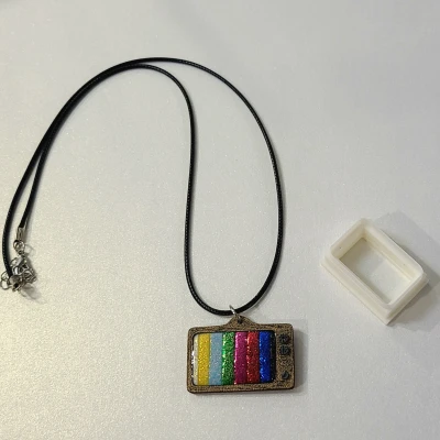 Móc Khóa Khung Tivi Kiểu Retro Kèm Khuôn Cắt Đất Sét