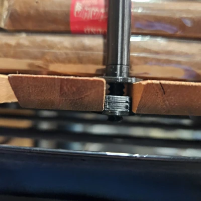 Chốt Giữ Xì Gà Cho Humidor