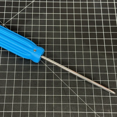 "The Trevor" - Tay cầm cho trục khóa nhanh xe đạp