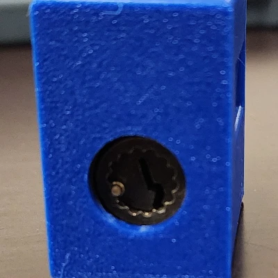 Vỏ Ổ Khóa Tập Luyện Chim Sẻ