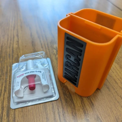 Giá đỡ Narcan đôi