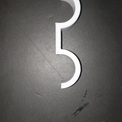 Kẹp Giữ Ống Nước 28mm