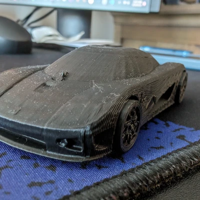 Mô hình Koenigsegg CCX với bánh xe in liền quay được