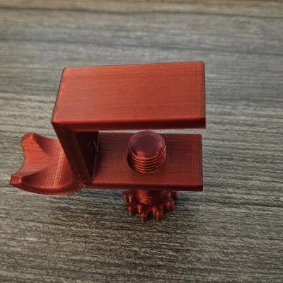 Kẹp Giữ Chai Trên Bàn