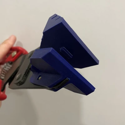 Kìm Kẹp Tuýp Nhôm