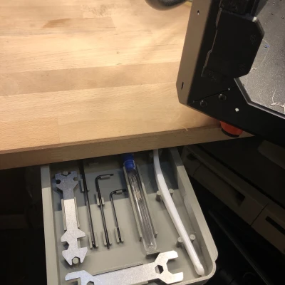 Hộc tủ dưới bàn đựng đồ nghề cho máy MK4