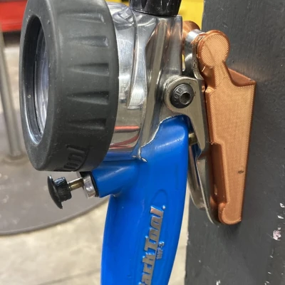 Giá đỡ bơm Park Tool INF-2 - hướng lên