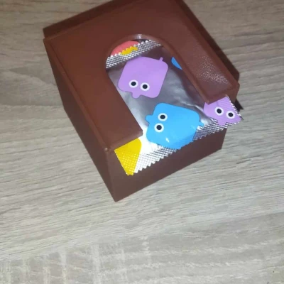 Hộp đựng bao cao su Kondom box