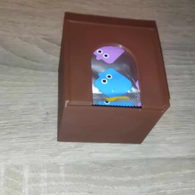 Hộp đựng bao cao su Kondom box