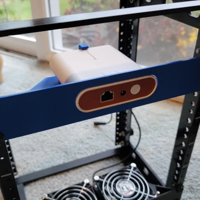 Giá đỡ rack 10 inch cho Honeywell Redlink Internet Gateway