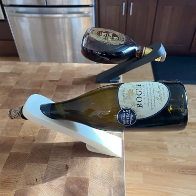 Rượu Thần: Làm Chai Rượu Của Bạn Treo Lơ Lửng