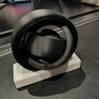 Đế Đỡ Cho Đồ Chơi Vòng Xoay