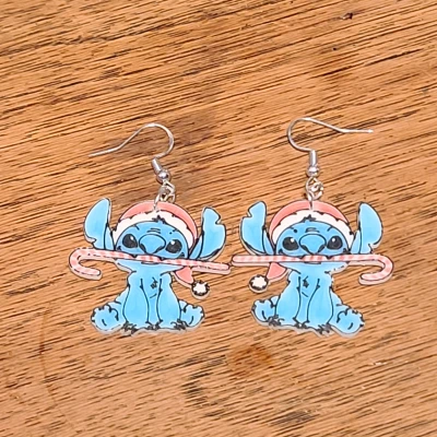 Bông Tai Stitch Giáng Sinh