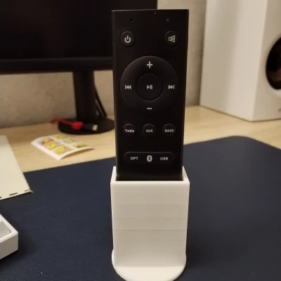 Chân đế để remote điều khiển