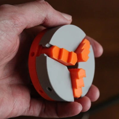 Mâm cặp ba chấu 2.5 inch