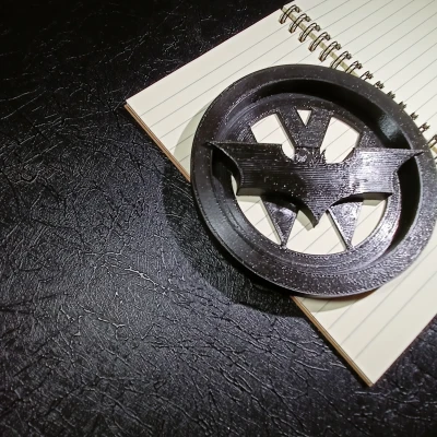 Logo Volkswagen + Batmobile