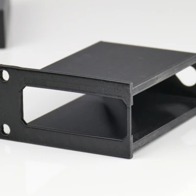 Giá đỡ cho Bộ chuyển đổi Media Ethernet/SFP trong Rack 19" hoặc 10"