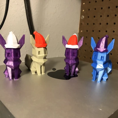 Nón Giáng Sinh cho Eevee low poly của FLOWALISTIK