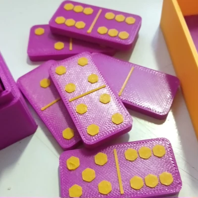 Bộ cờ Domino có hộp