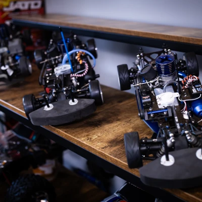 Đế Xoay Traxxas Nitro 4-Tec